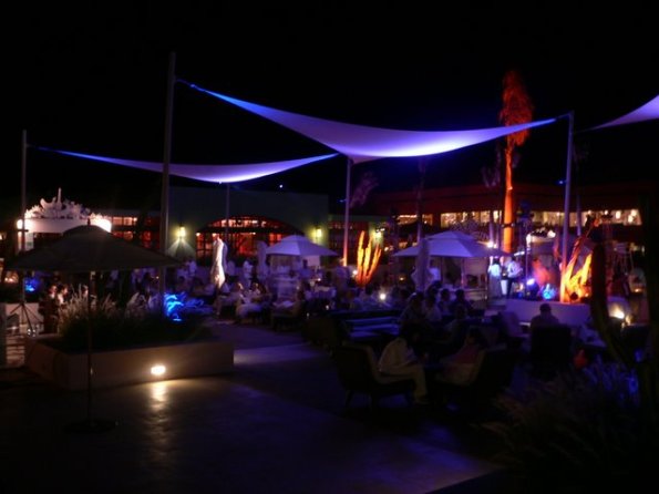 WhiteParty As soon as you step into the venue, "Be the Mayor" and work the room...Think of yourself like Social Glue that brings people together...